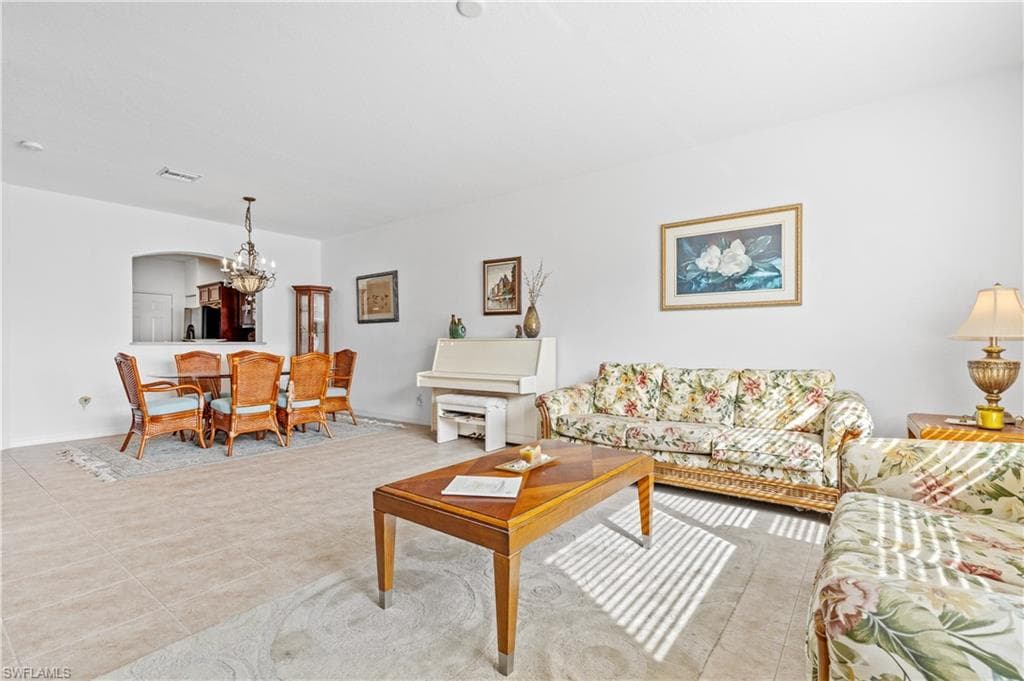 3364 Dandolo CIR-8