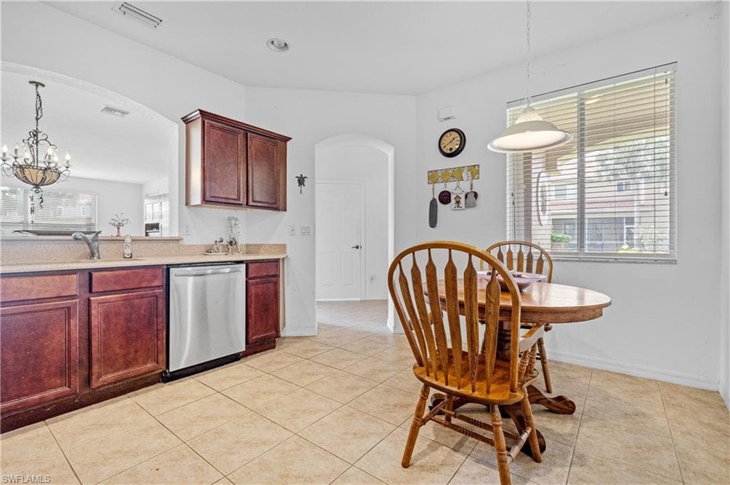 3364 Dandolo CIR-7