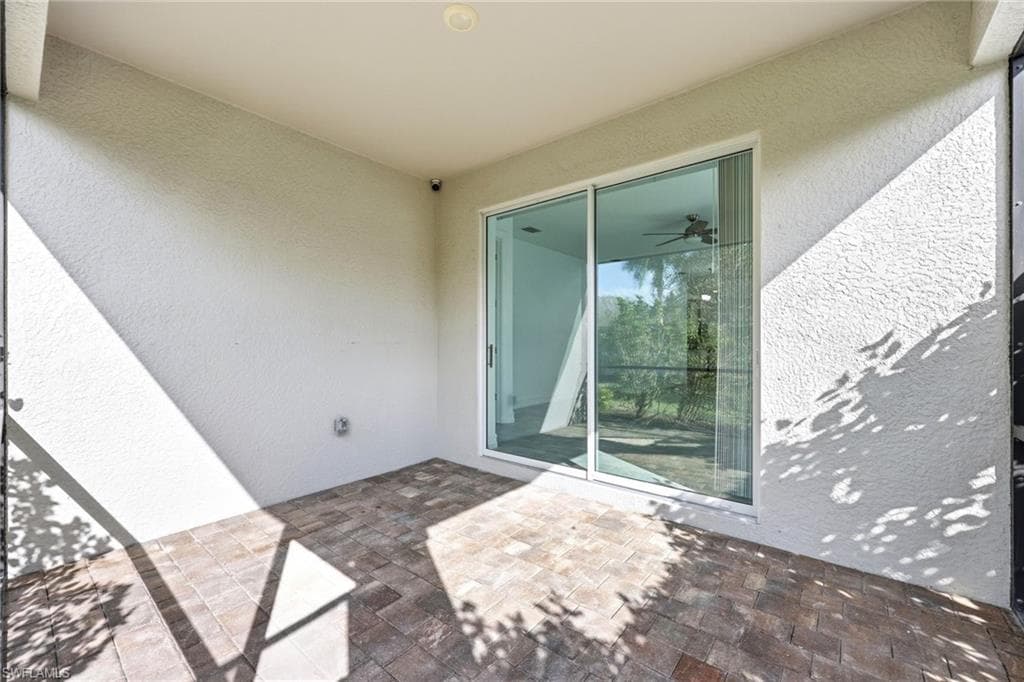 28347 Captiva Shell LOOP-18