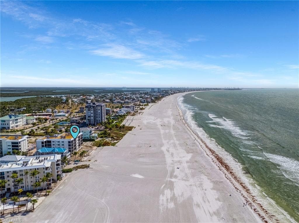 2650 Estero BLVD 504-42