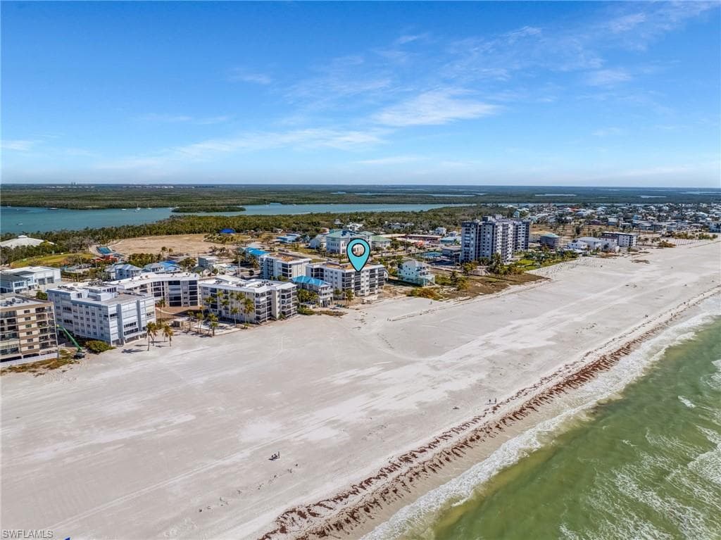 2650 Estero BLVD 504-40