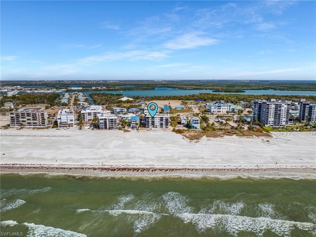 2650 Estero BLVD 504-39