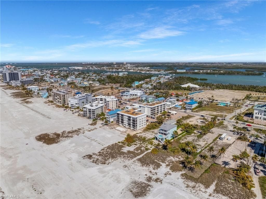 2650 Estero BLVD 504-30