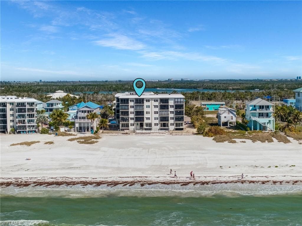 2650 Estero BLVD 504-38