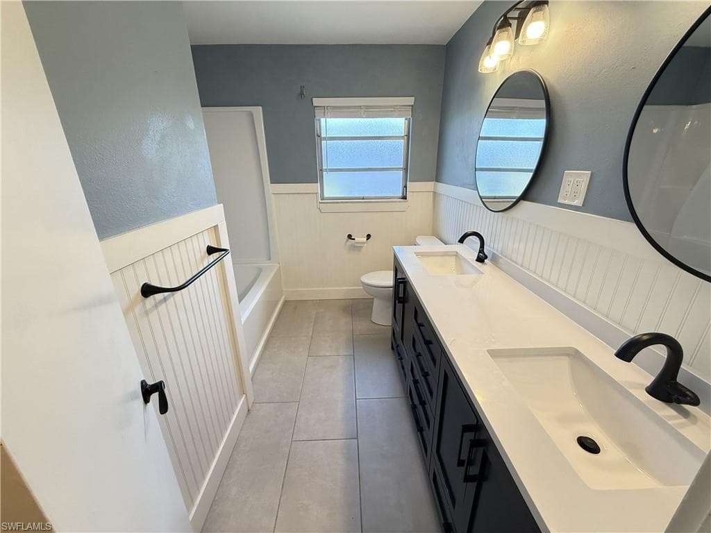 1534 Ricardo AVE-10