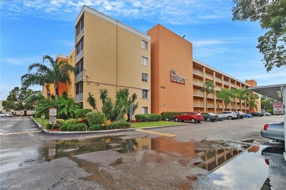 2366 Mall DR 514-12