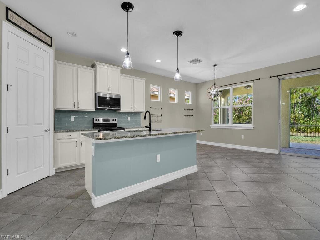 4211 Dutchess Park RD-5