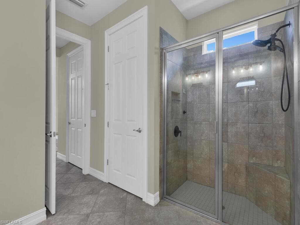 4211 Dutchess Park RD-16