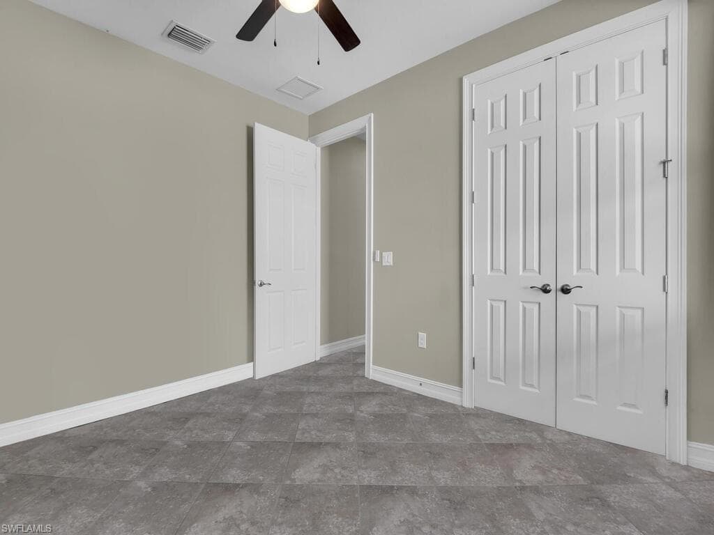 4211 Dutchess Park RD-23