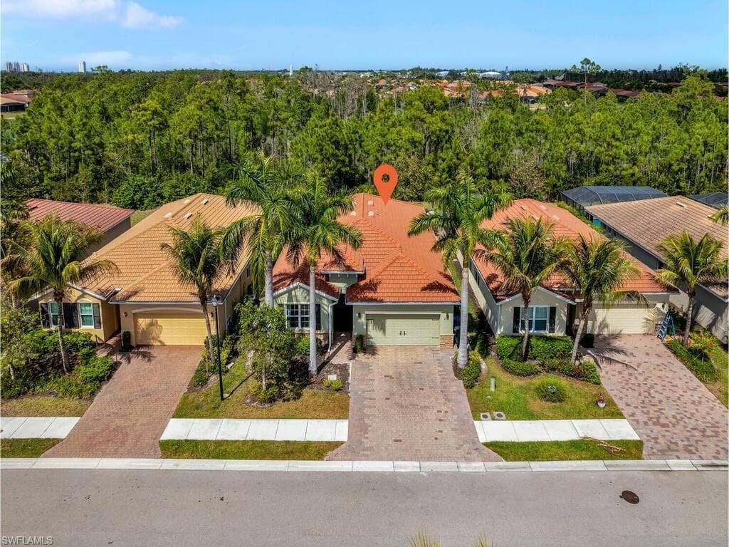 4211 Dutchess Park RD-33