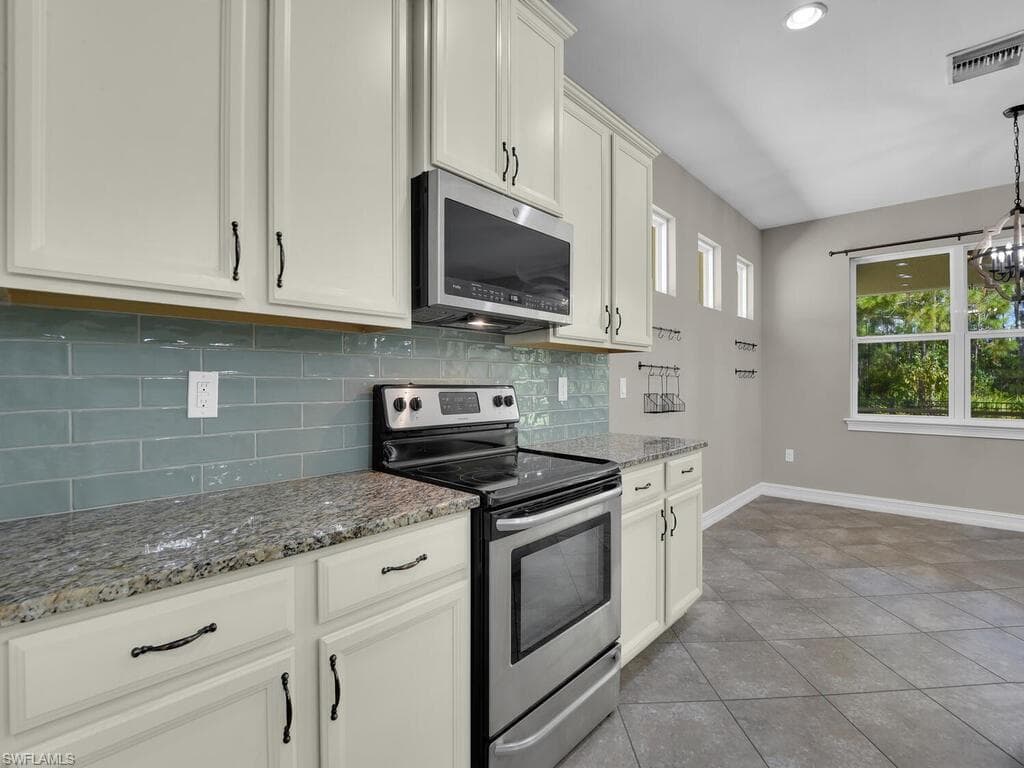 4211 Dutchess Park RD-9
