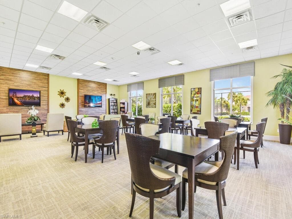 4211 Dutchess Park RD-40