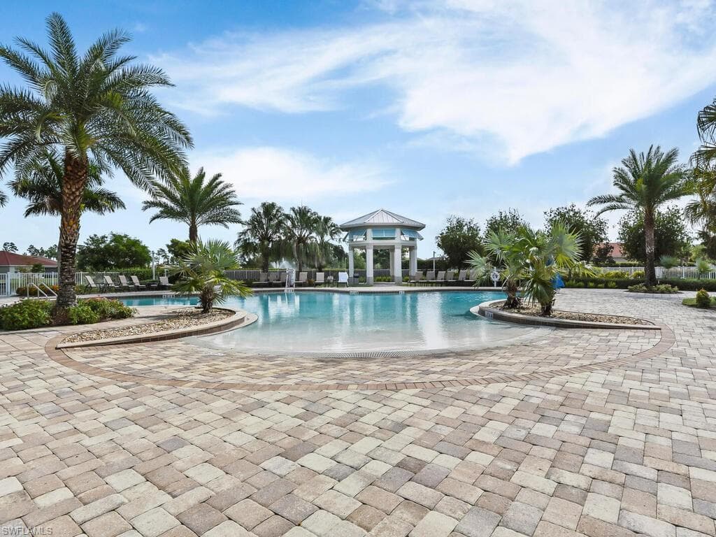 4211 Dutchess Park RD-36