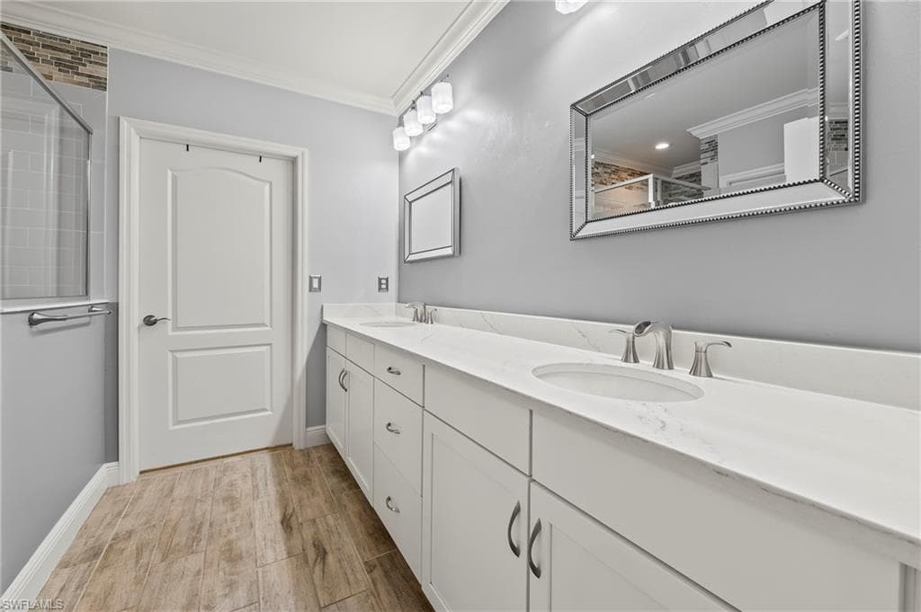 6954 Avalon CIR 703-5