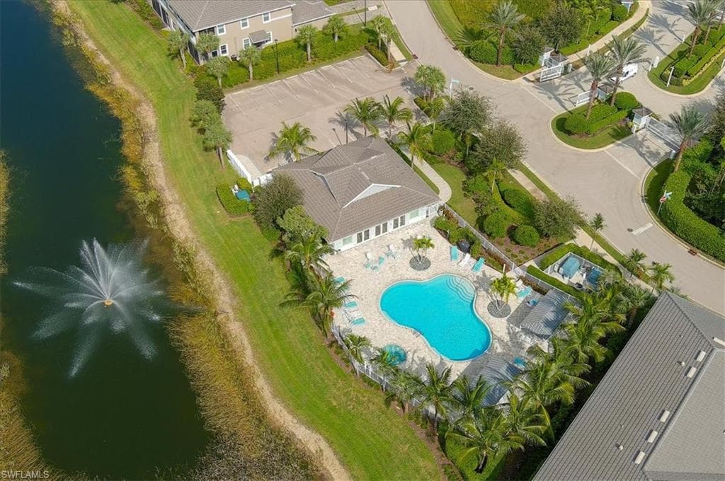 6954 Avalon CIR 703-15