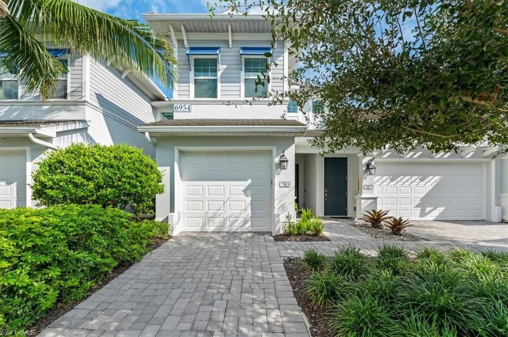 6954 Avalon CIR 703-11