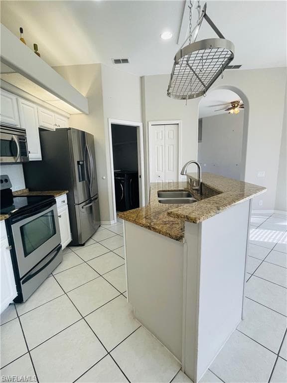 2271 Eaton Lake CT-8