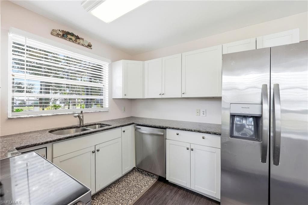 10548 Quincy CT-17