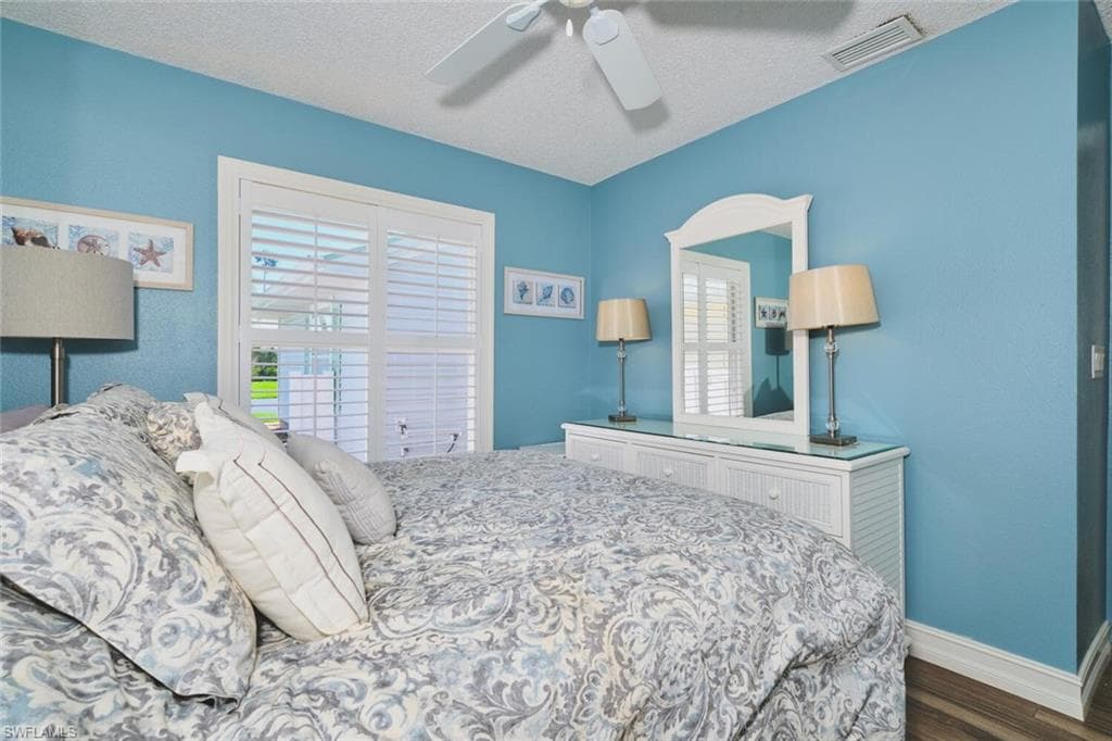14652 Sagamore CT-14