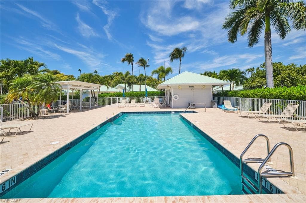 14652 Sagamore CT-24