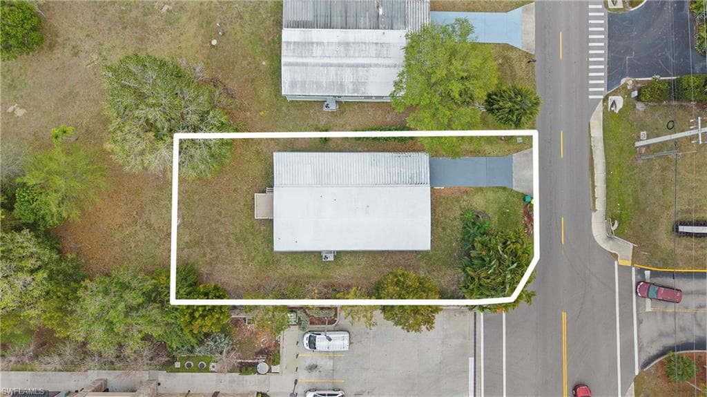 851 Manatee RD-42
