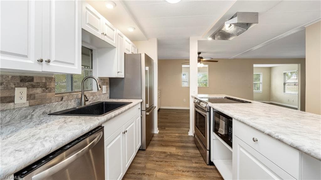 851 Manatee RD-15