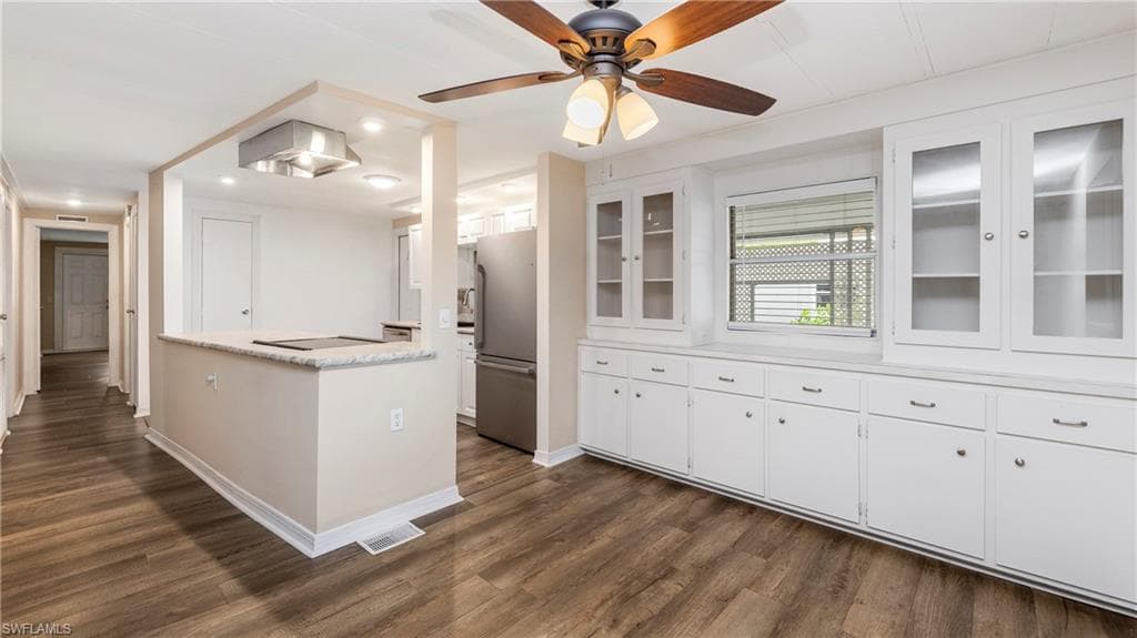 851 Manatee RD-11