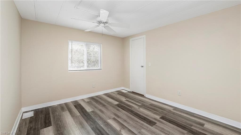 851 Manatee RD-23