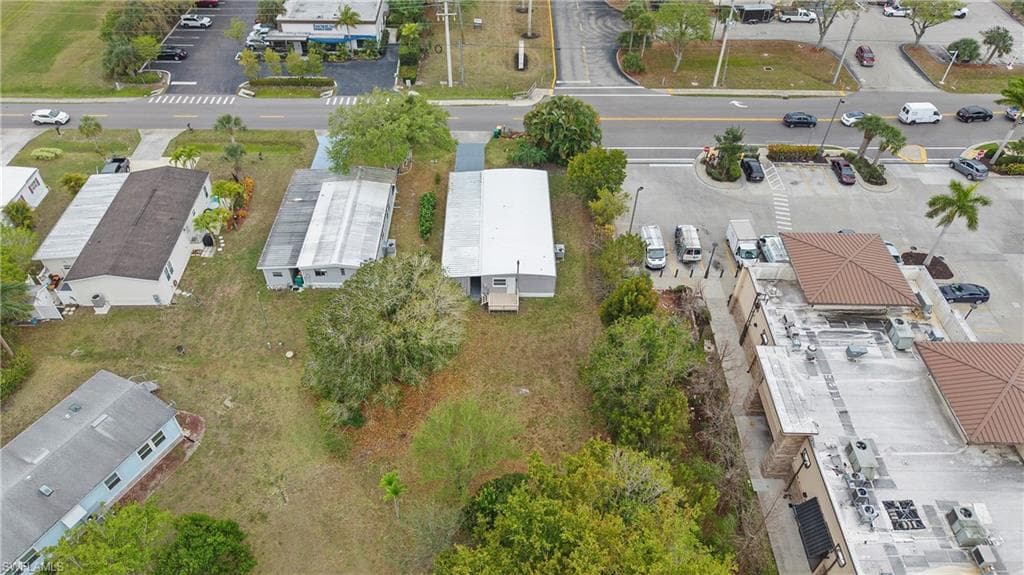 851 Manatee RD-36