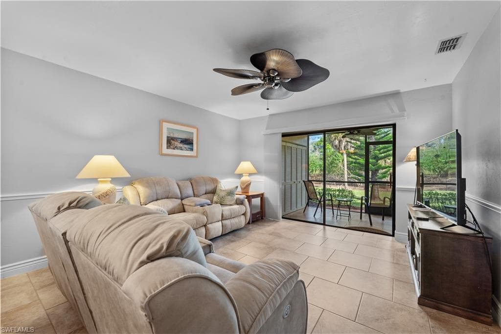 8430 Charter Club CIR 3-10
