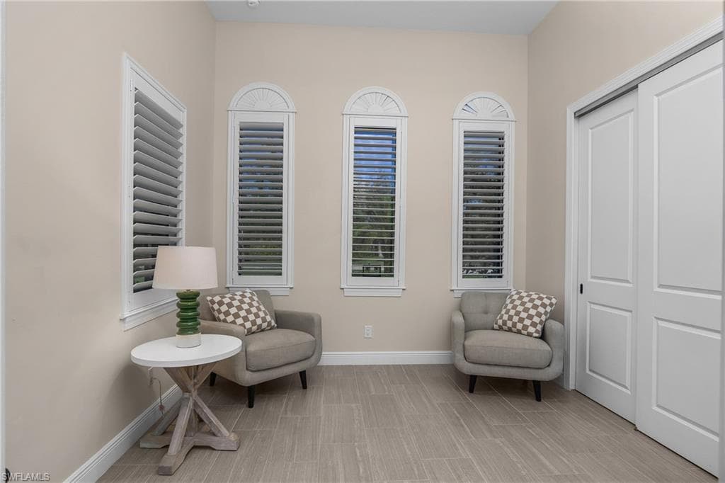 17210 Serengeti CIR-33