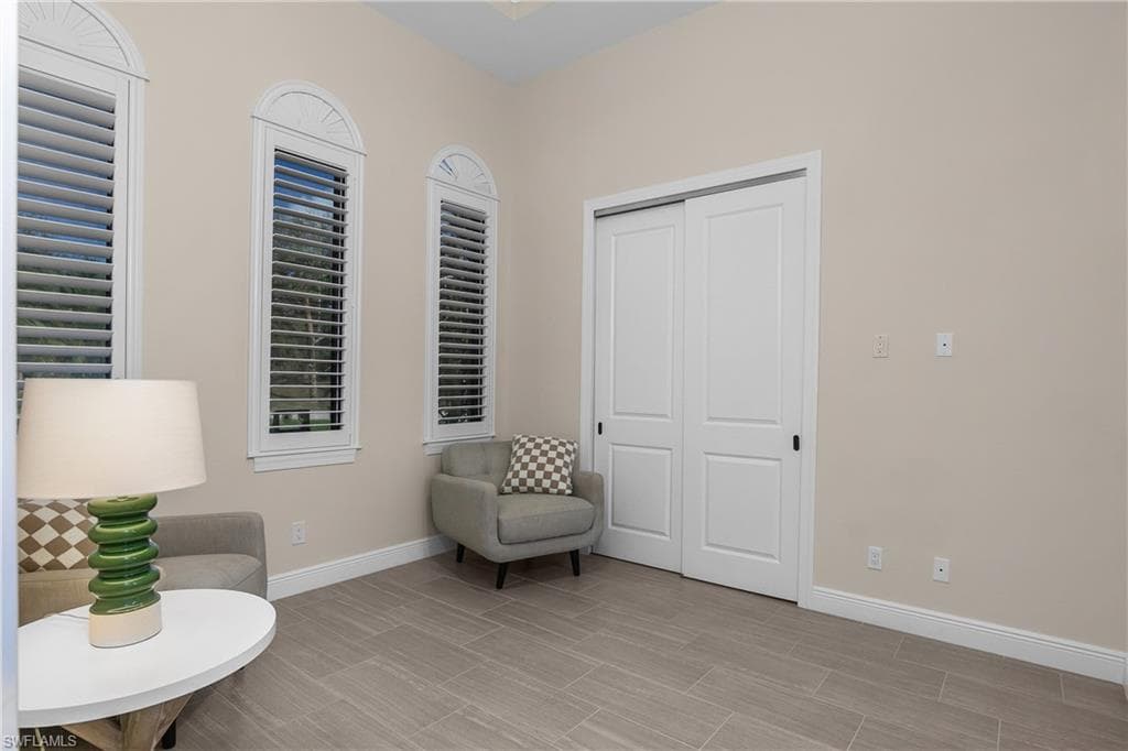17210 Serengeti CIR-34