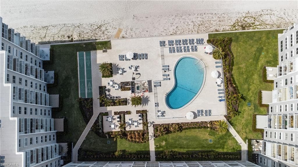 3443 Gulf Shore BLVD N 809-2
