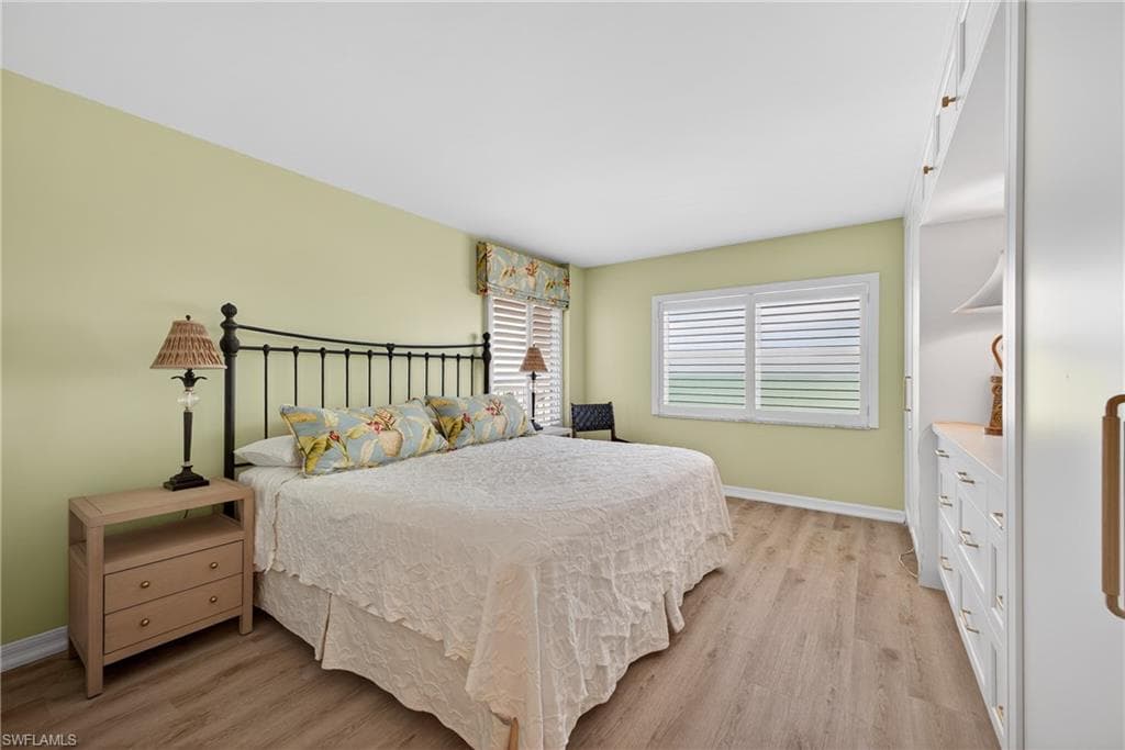 3443 Gulf Shore BLVD N 809-15