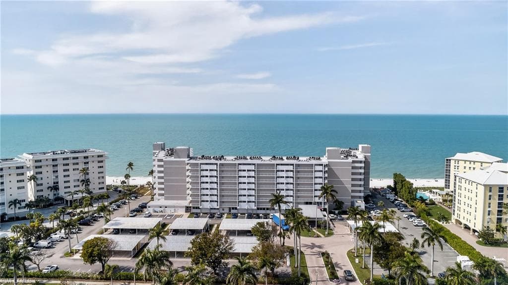 3443 Gulf Shore BLVD N 809-25