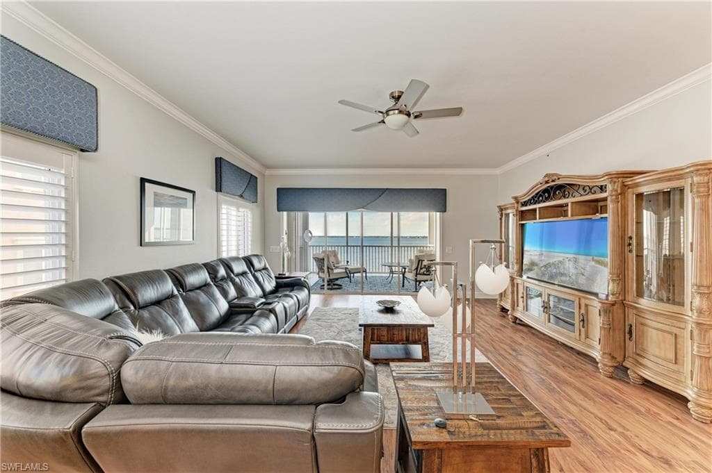 14813 Laguna DR 401-19