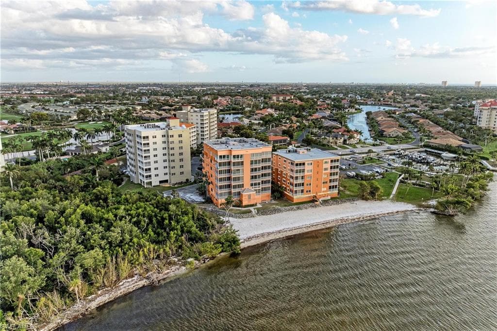 14813 Laguna DR 401-49