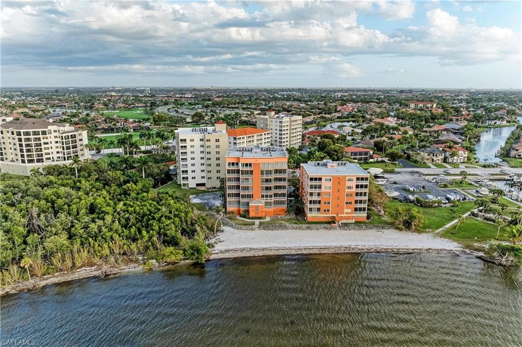 14813 Laguna DR 401-3