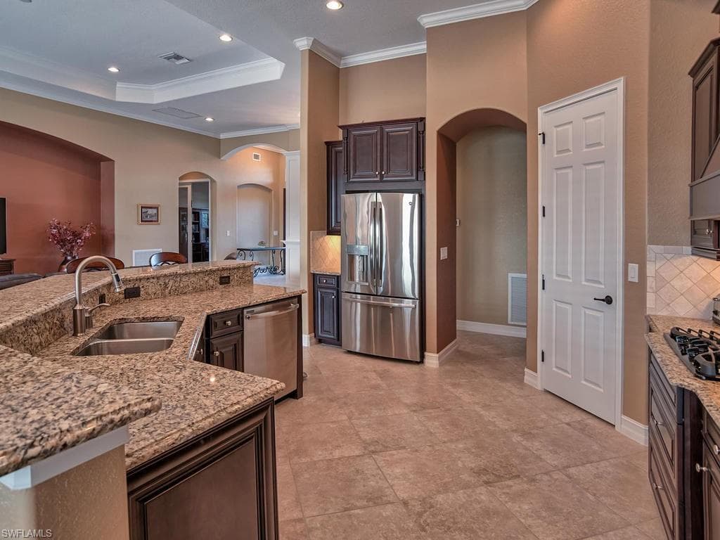 9634 Firenze CIR-7