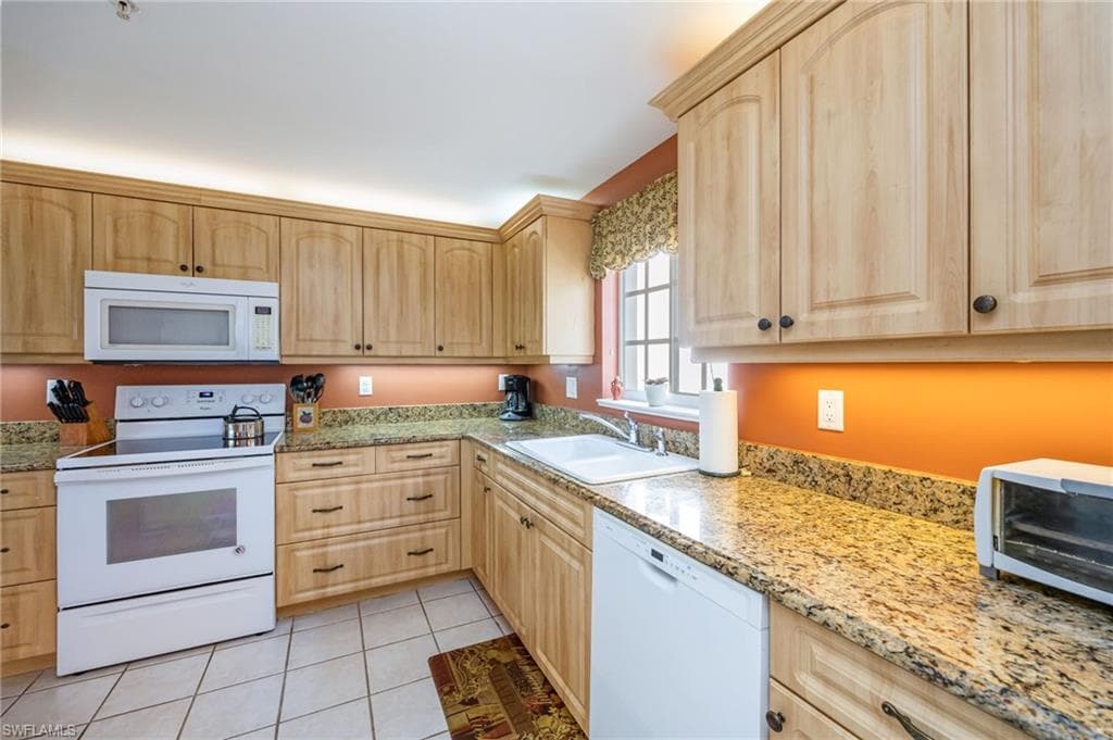 760 Waterford DR 203-6