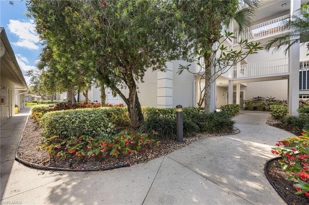 760 Waterford DR 203-19