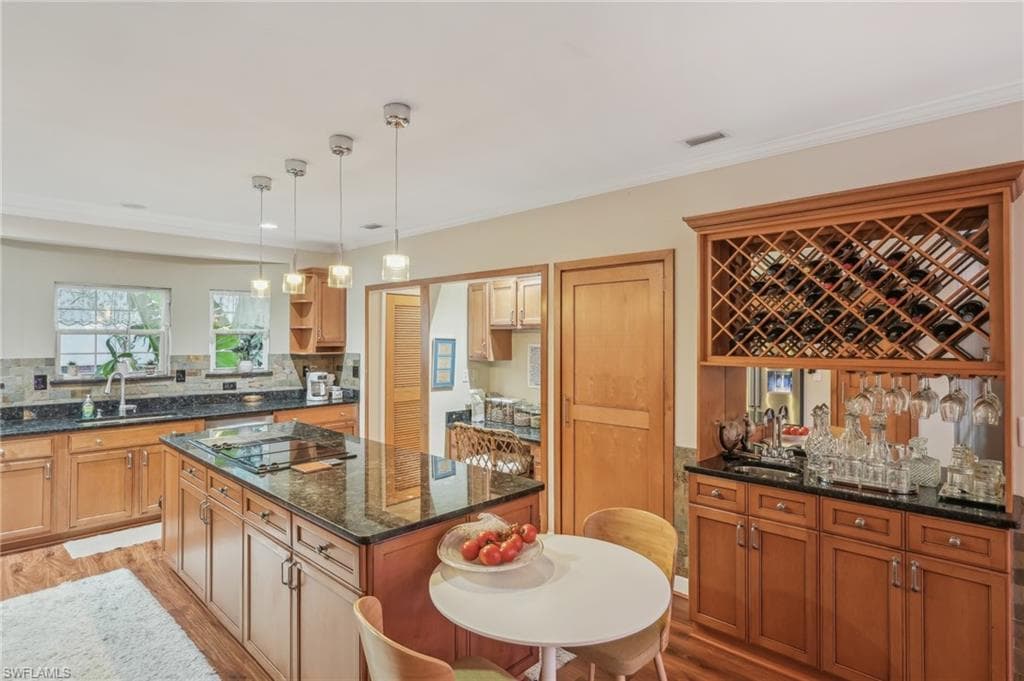 7709 Victoria Cove CT-2