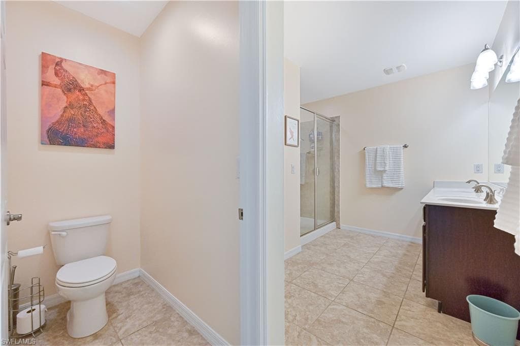 3275 Birchin LN-21