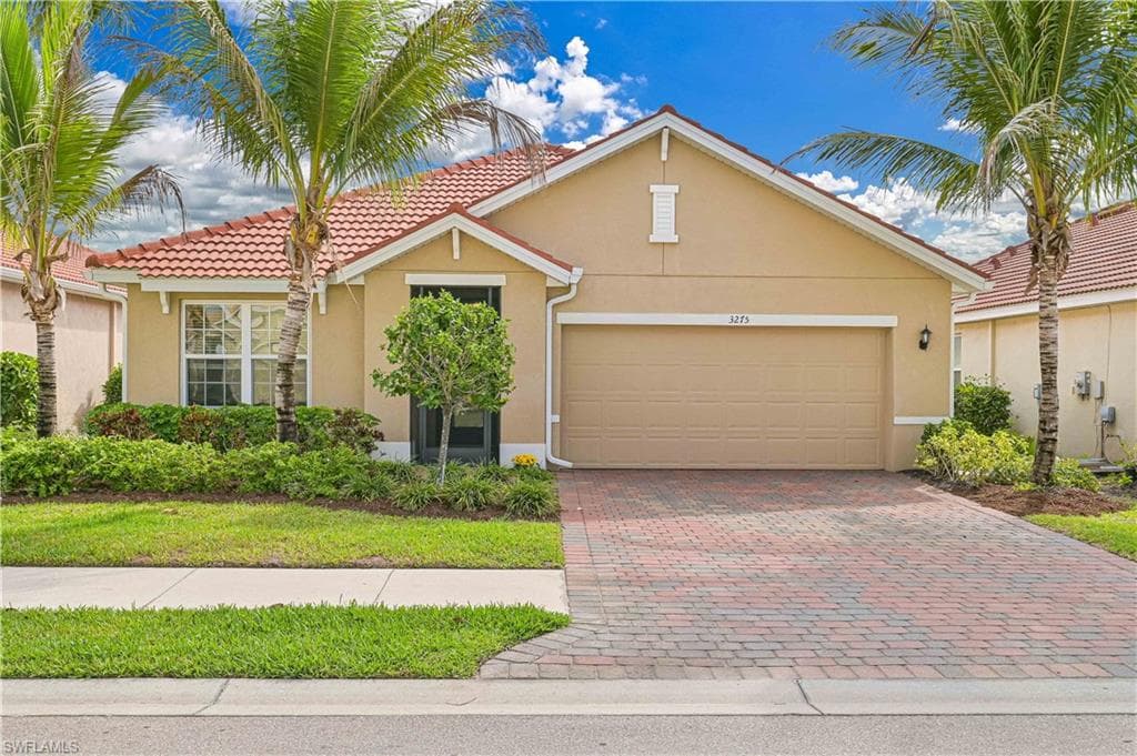 3275 Birchin LN-6