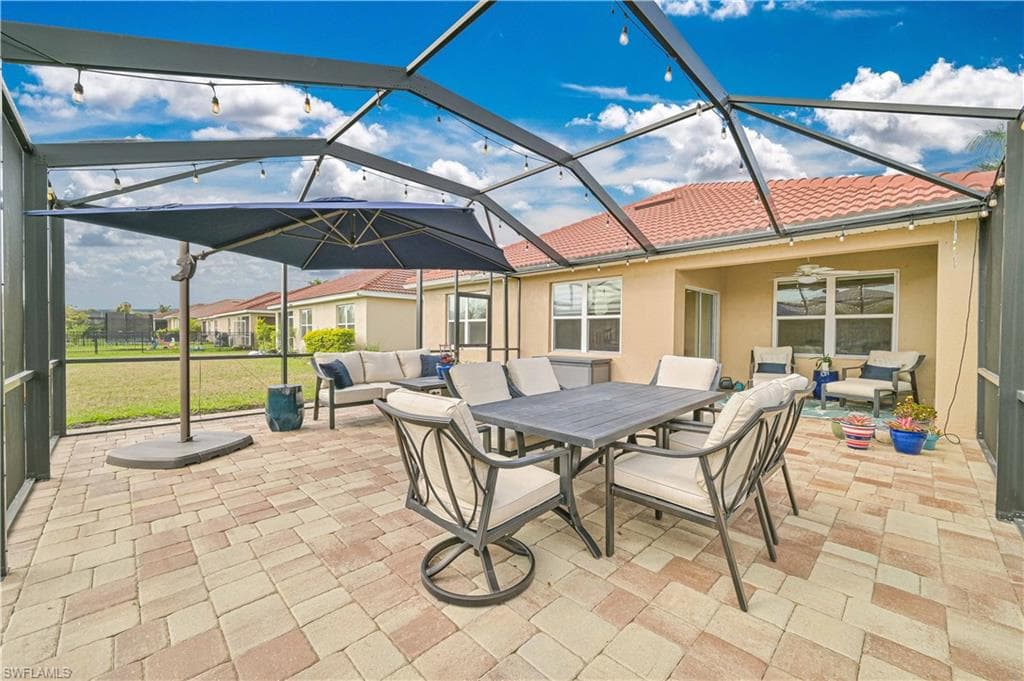 3275 Birchin LN-2