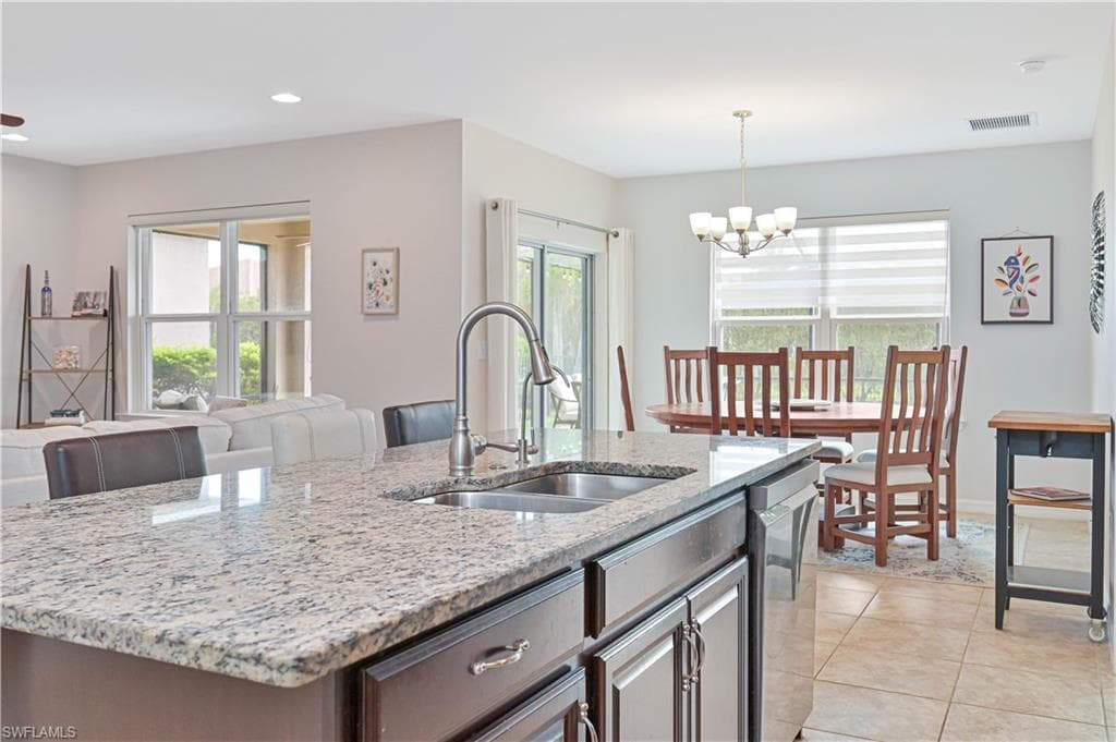 3275 Birchin LN-8