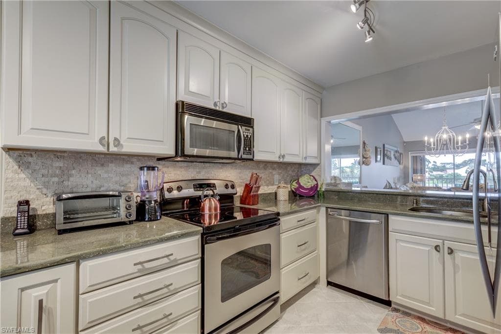 760 Augusta BLVD D204-3