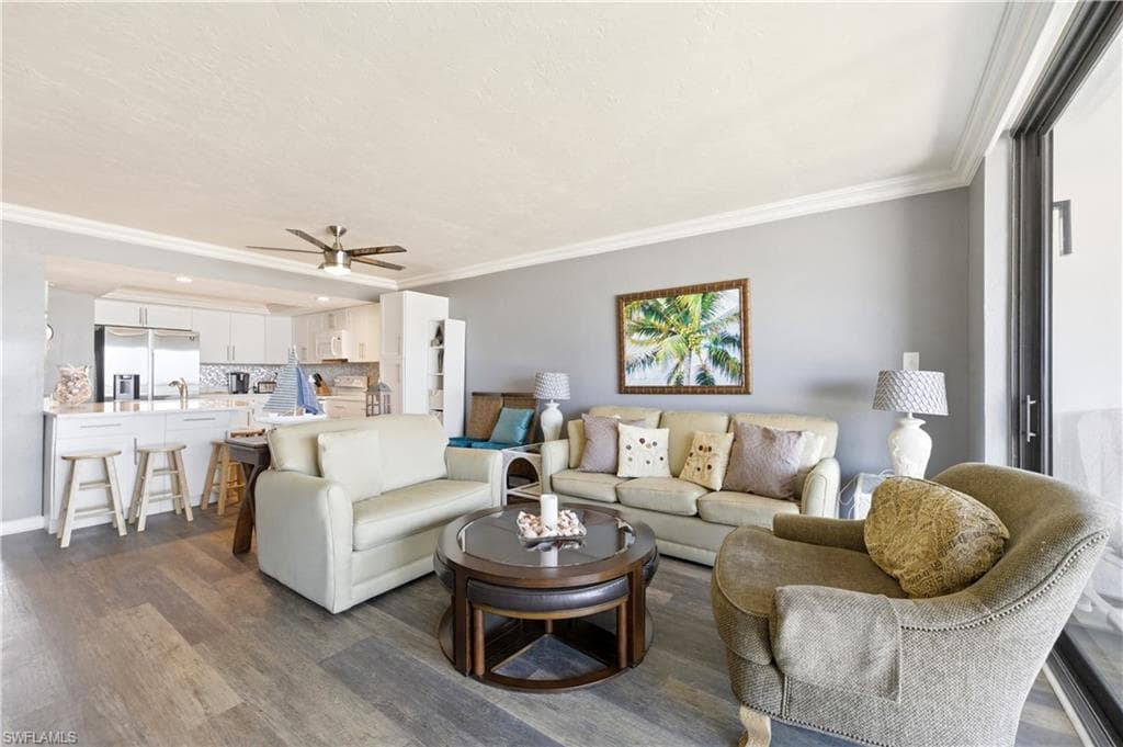 25810 Hickory BLVD 208-5