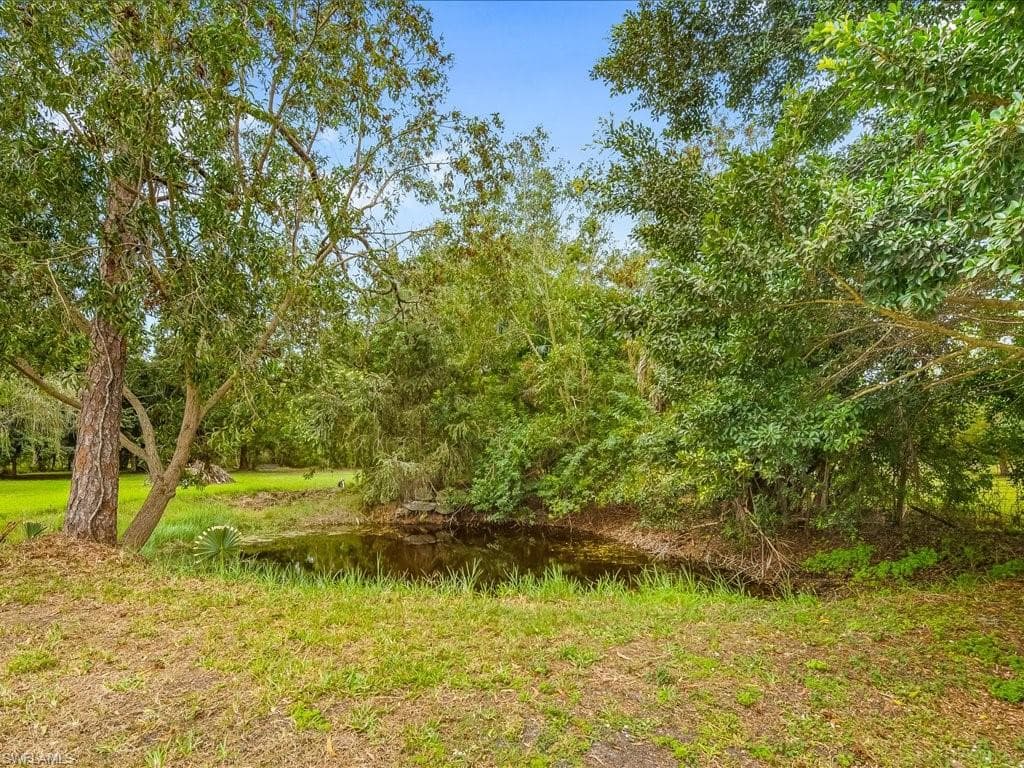 5272 Myrtle LN-23