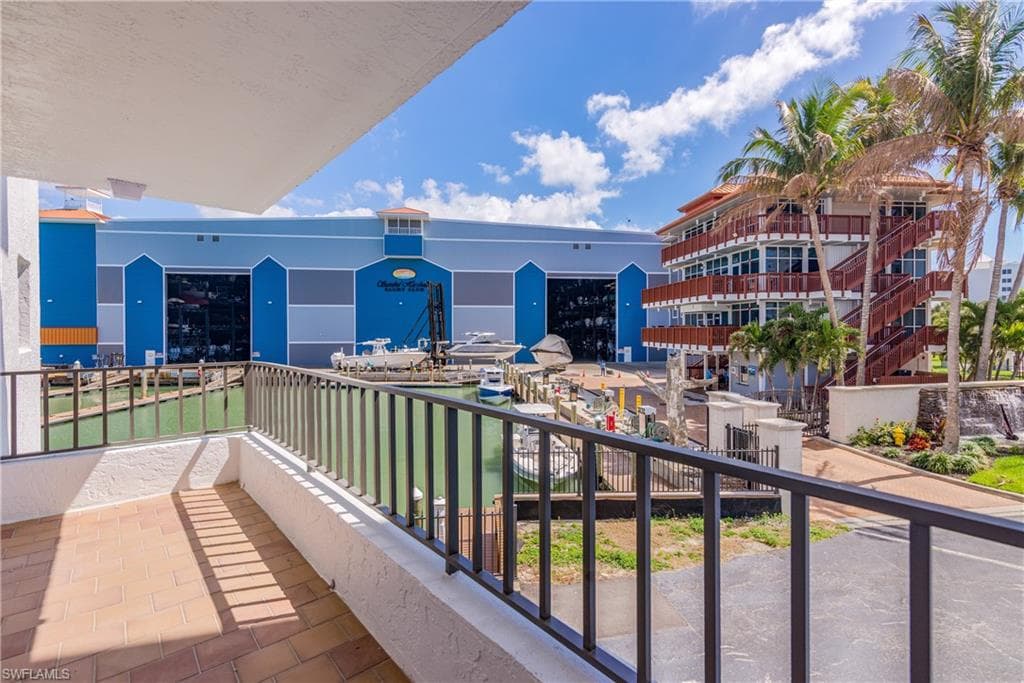 15031 Punta Rassa RD 105-27